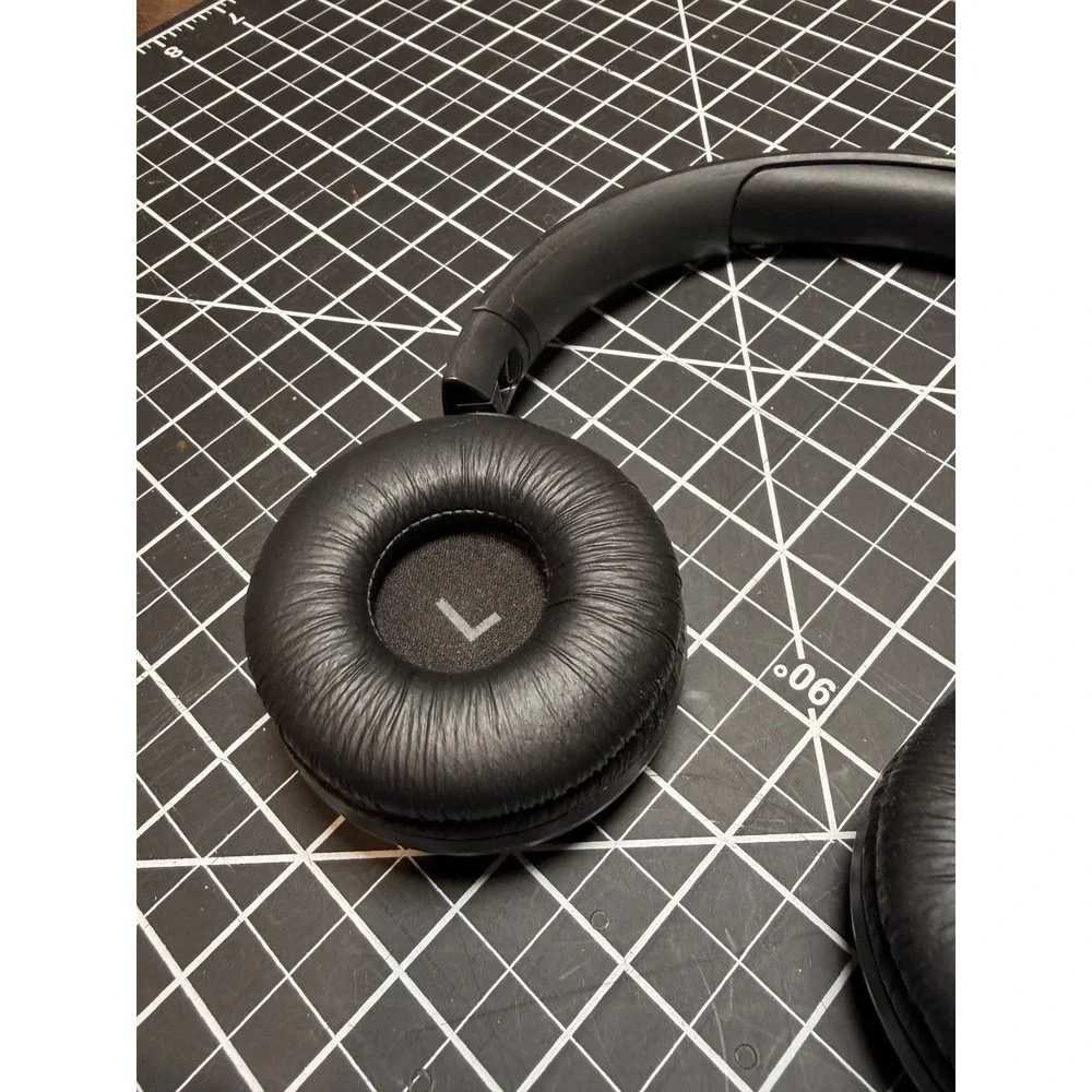 JBL Tune 510BT Wireless On-Ear Headset With Pure Bass Sound Black ONE SIDE WORKS